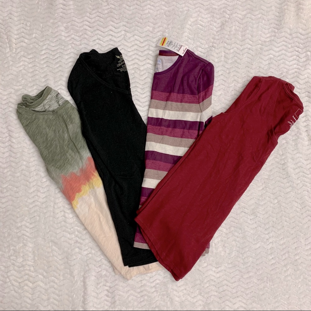 Lot of four long sleeve shirts